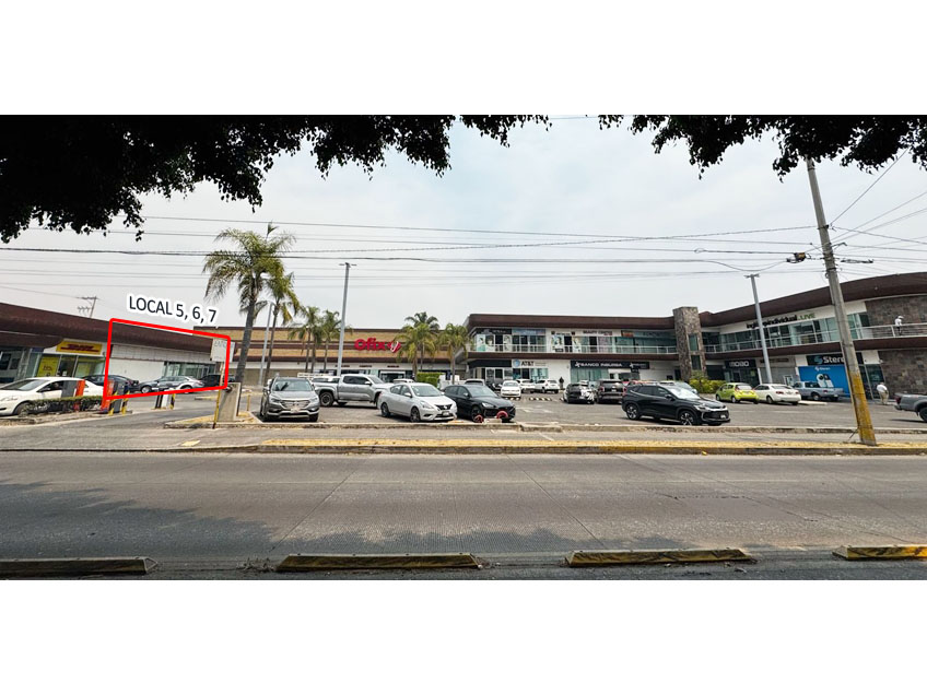 Local 5 a 7 - Plaza Agua Azul