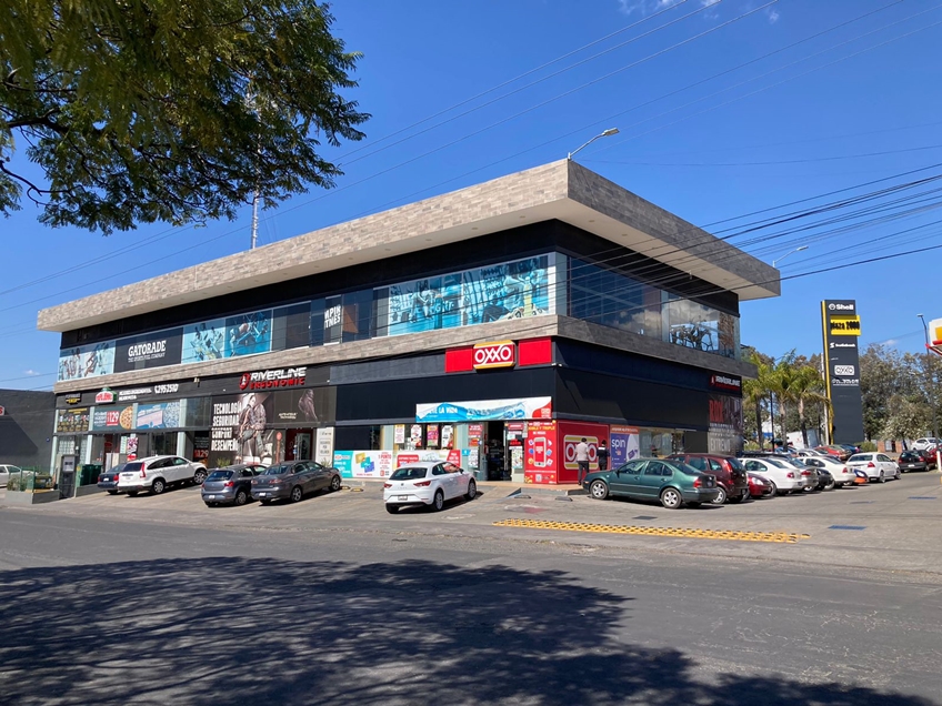 Plaza 2000 - Diagonal Defensores