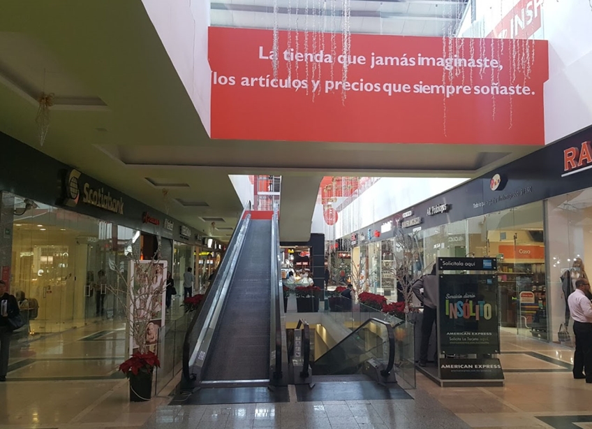 Interior Plaza