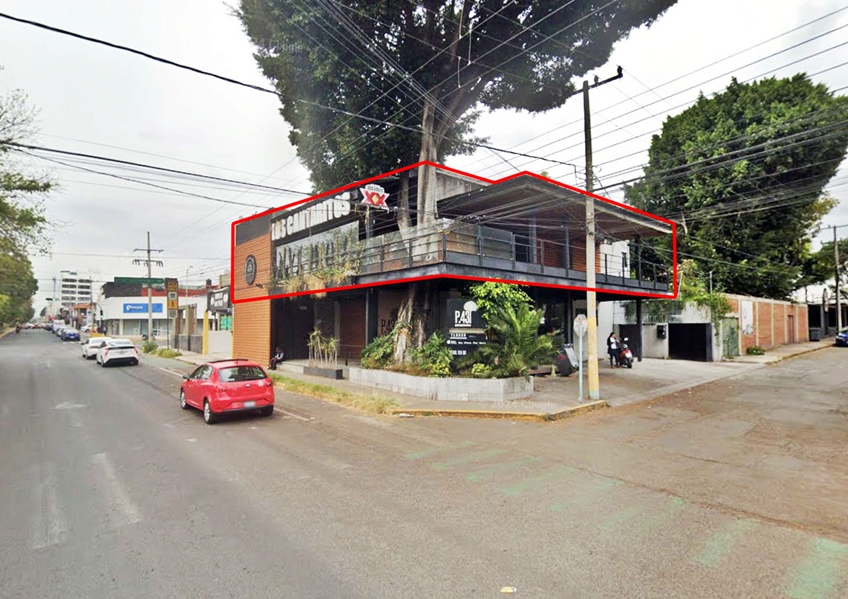 Local disponible en planta alta esquina